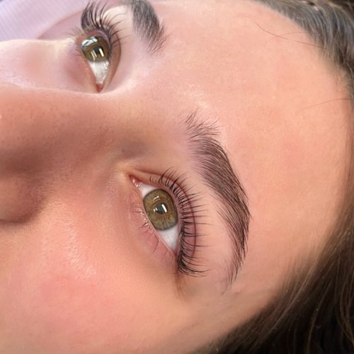 Lash lift and tint